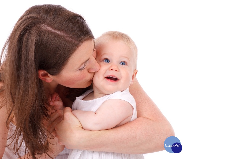 2童染伊科11型腸病毒1死1出院　返家抱小孩前得更衣洗手