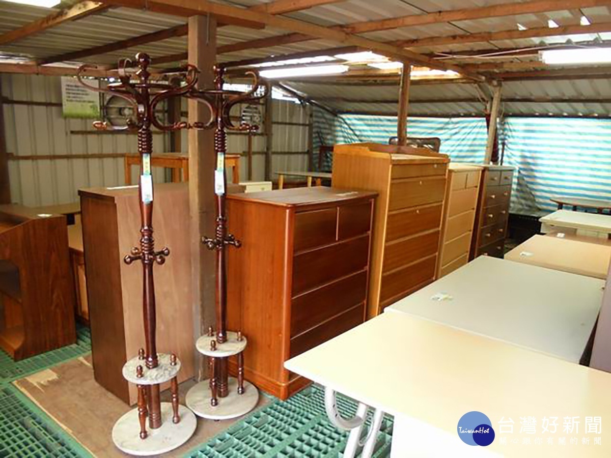 二手家具物美價廉　小資族趕緊搶好康