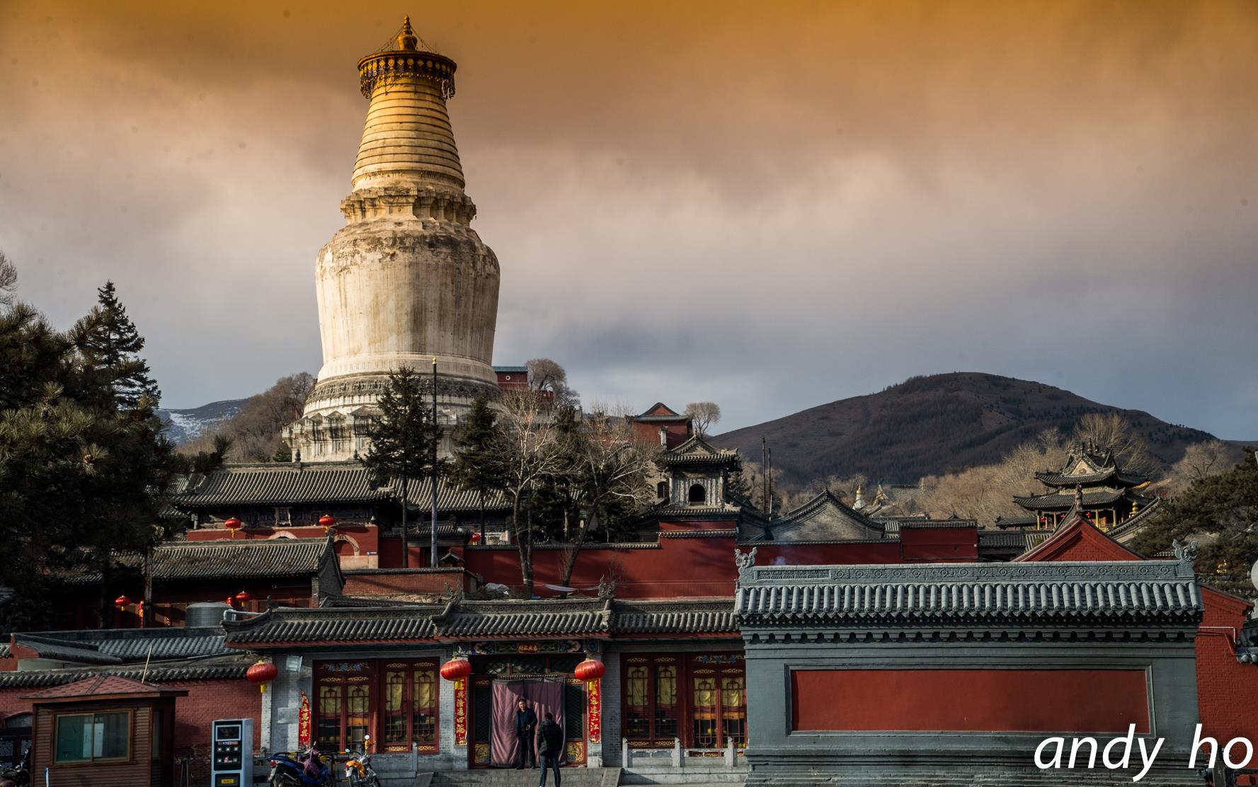 山西五台山　相傳清順治皇帝曾在此出家