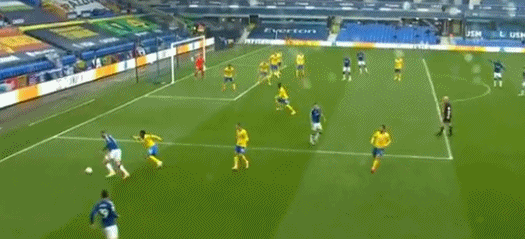 英超綜述：埃弗頓4連勝登頂 切爾西終結2輪不勝