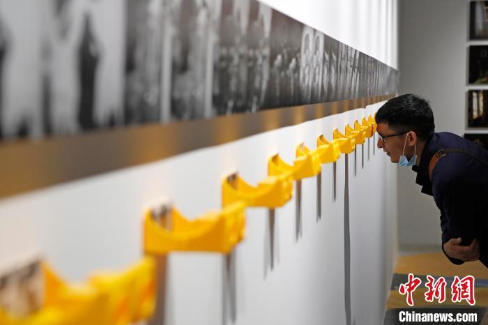 假期里上海各大展覽成為民眾欣賞藝術好去處