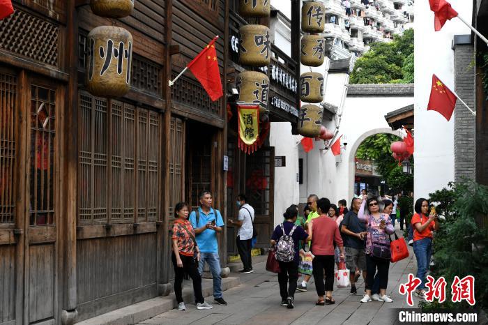 中秋國慶假期 福州繕后古厝引遊客