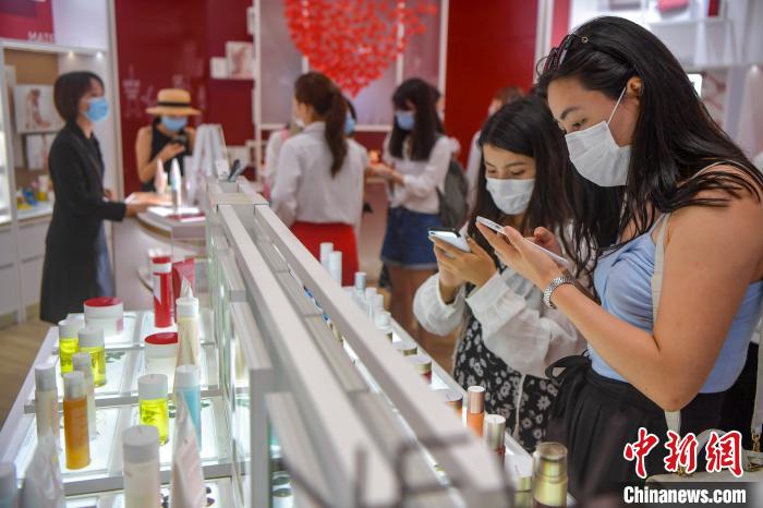 “十一”黃金周海南離島免稅購物人氣旺