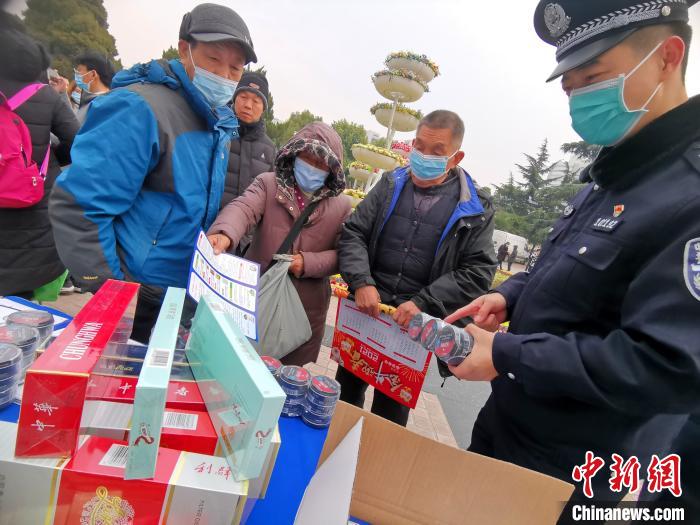 鄭州今年破獲食葯環犯罪案件544起 逾千名嫌疑人落網