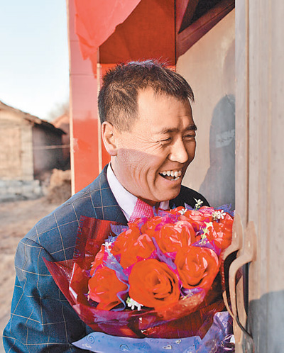 脫貧又“脫單”_離線警報器